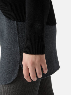 Maglione Louise in cashmere nero con applicazione St. Moritz in strass