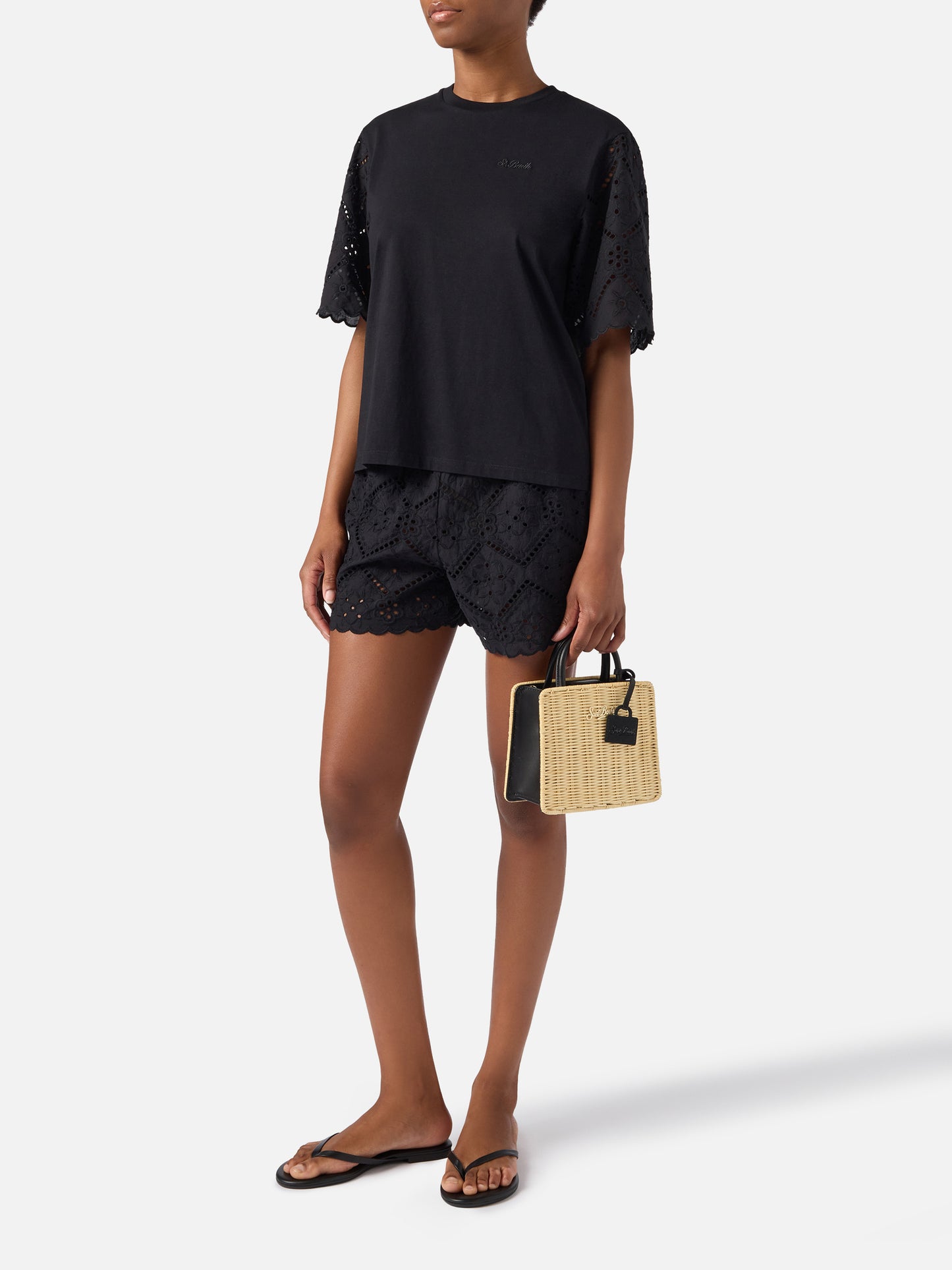 Shorts negros Meave en broderie anglaise 