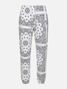 Cotton joggers with bandanna print