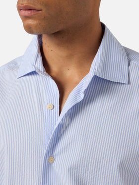 Camisa Pamplona de seersucker a rayas azul claro 