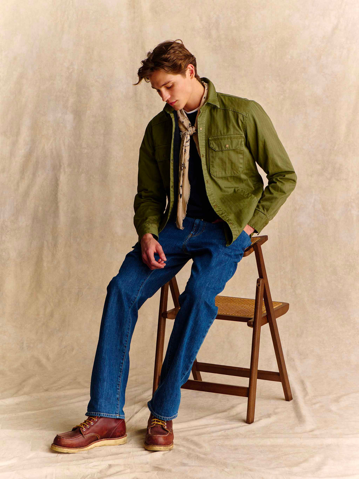 Camicia Pioneer verde militare in cotone spigato con stampa Snoopy sul retro | Special edition