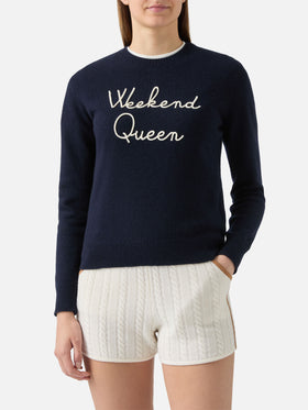 Maglione New Queen in misto cashmere blu con ricamo Weekend Queen