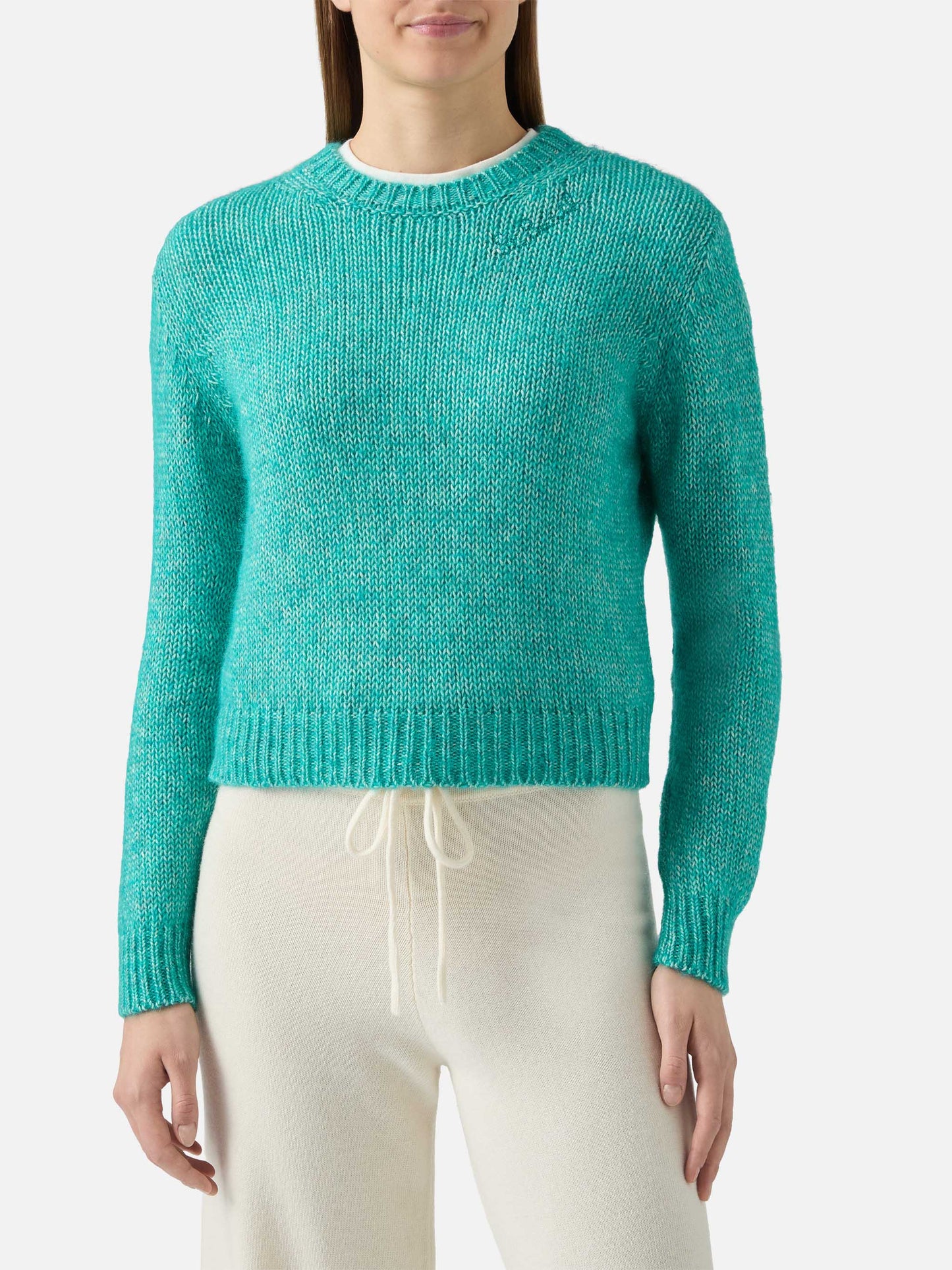 Neues Queen Crop Soft-Curl-Neck-Halsband mit St. Barth-Stickerei