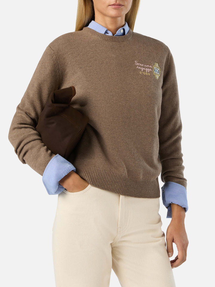 Military green New Queen wool and cashmere blend crewneck with Sono Una Ragazza D'Oro embroidery
