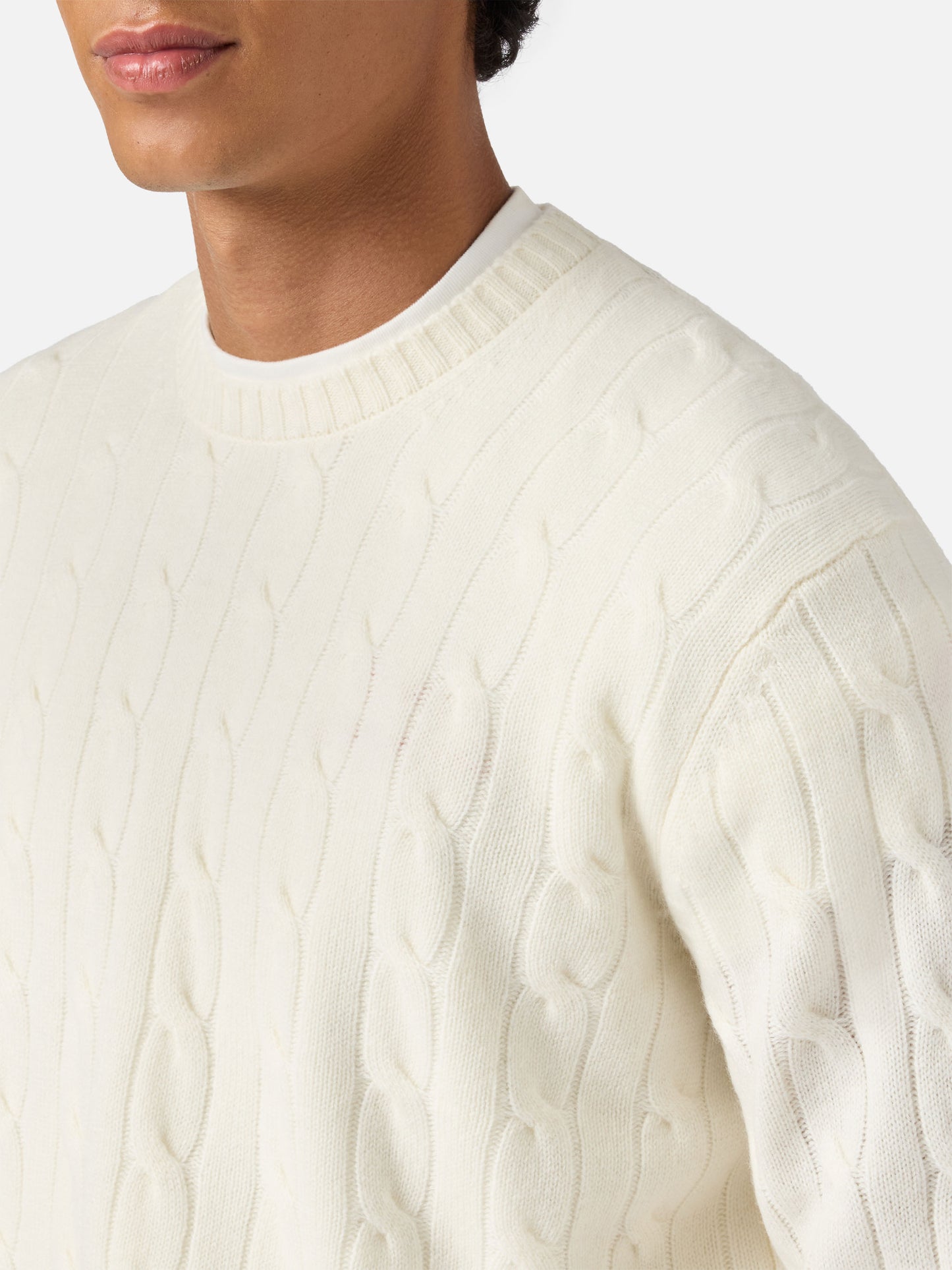 Crewneck cable-knit sweater Regent in 100% white WOOL