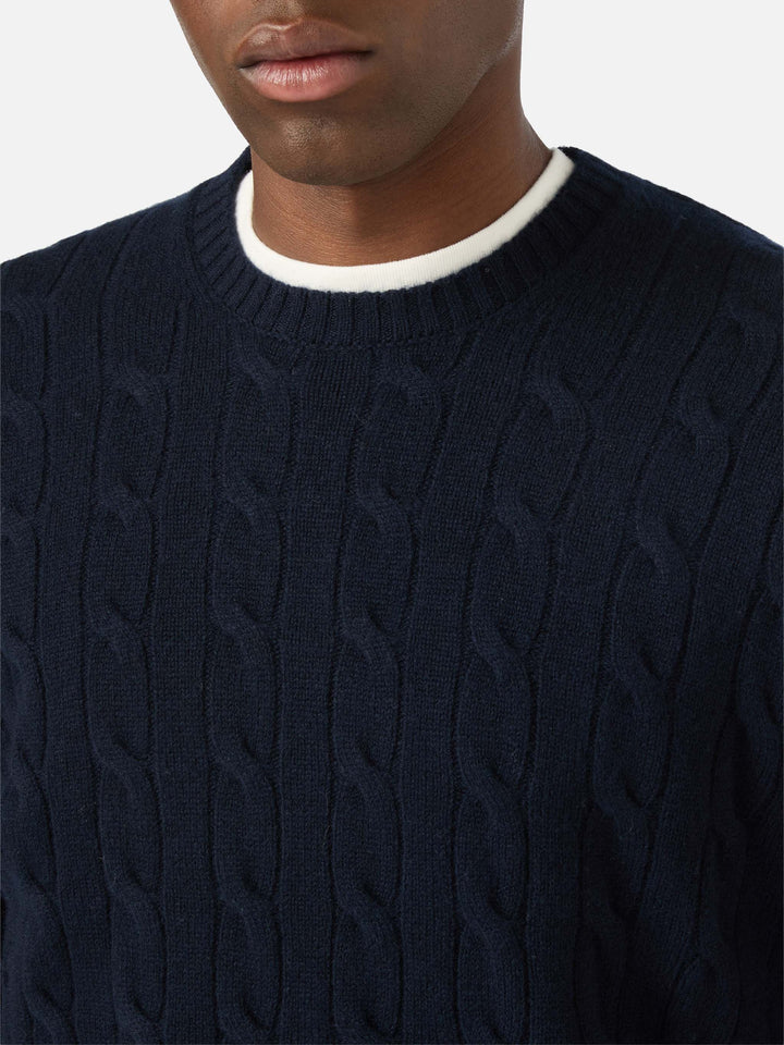 Pull à col rond Regent en laine blue bleu marine avec maille torsadée 