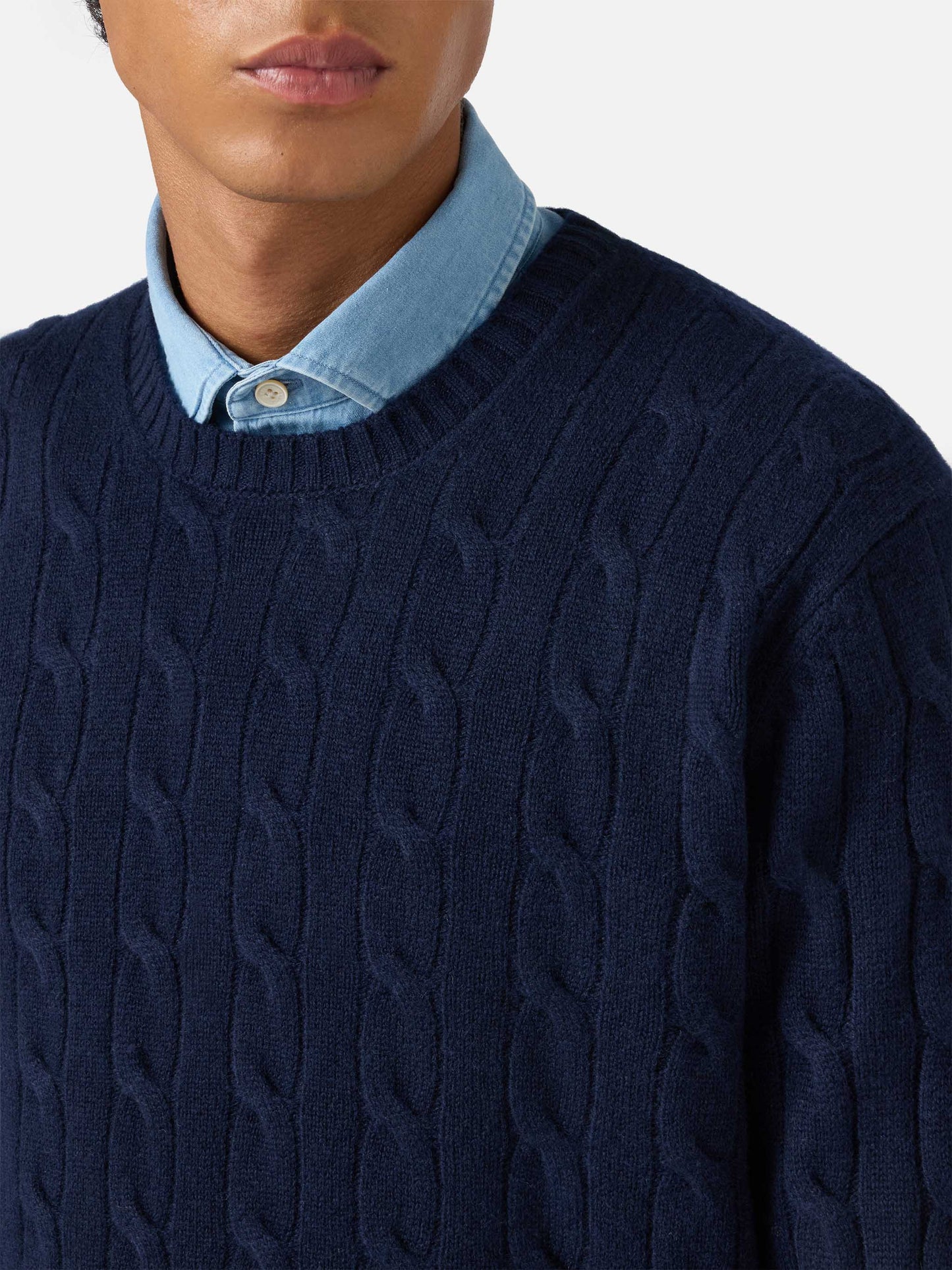 Maglione Regent a trecce in pura lana blu notte
