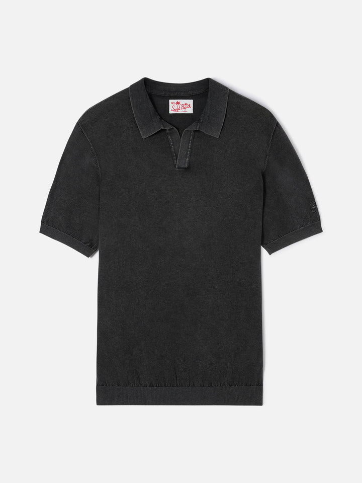 Polo Sloan in maglia nera senza bottoni con trattamento vintage