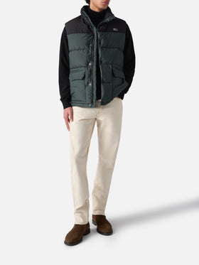 Gilet da uomo imbottito in piuma verde con tasche