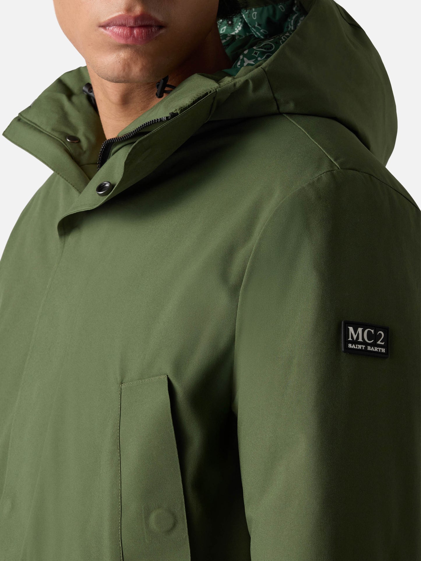 Man military green hooded parka Voyager with bandanna print