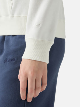 Virginia-Baumwollhoodie in Weiß mit St. Moritz-Stickerei | ST. MORITZ SONDEREDITION