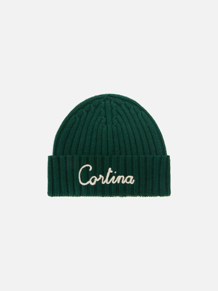 Gorro beanie verde Wengen con bordado Cortina 