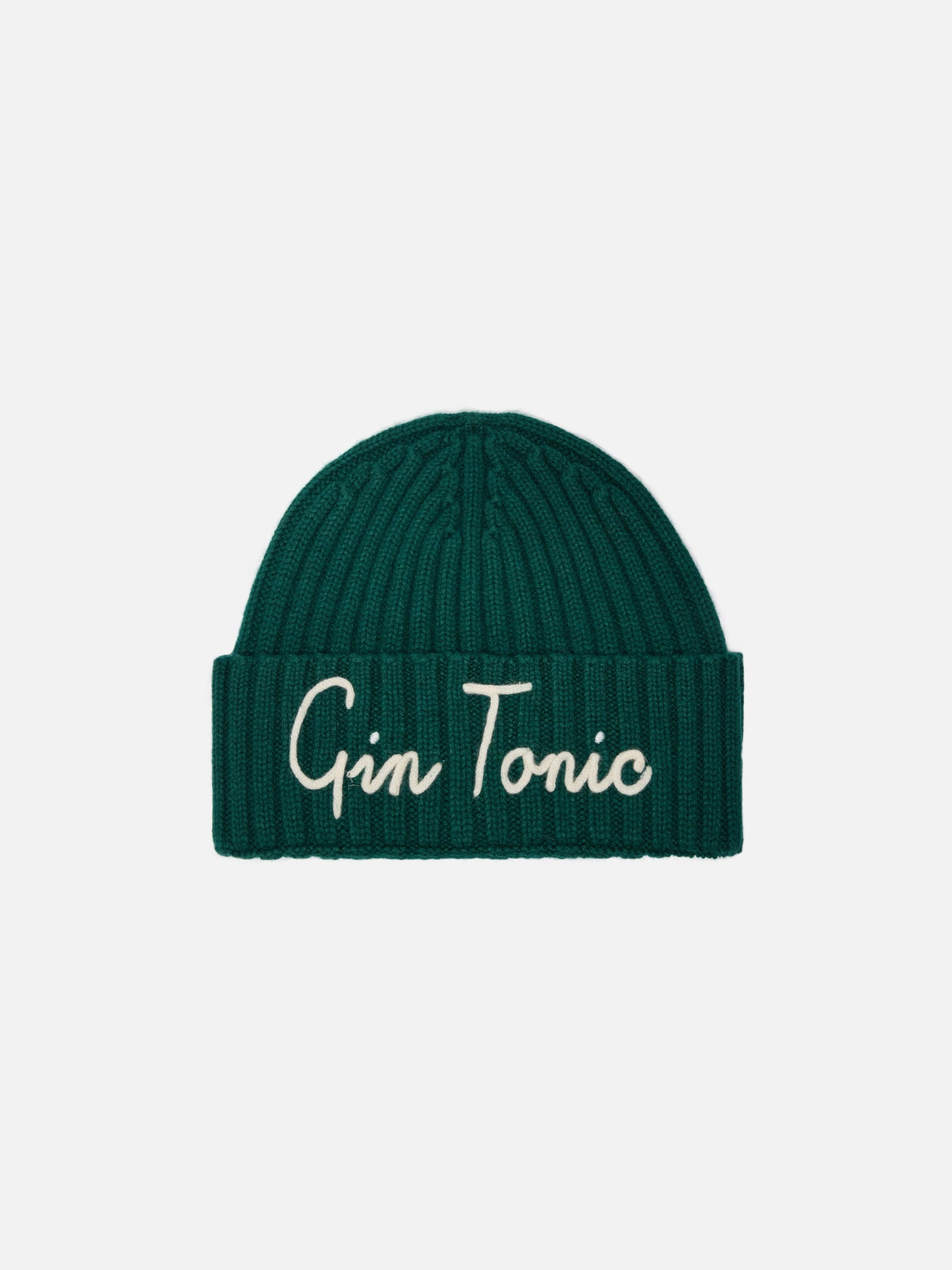 Wengen beanie in cashmere blend in British green with Gin Tonic embroidery