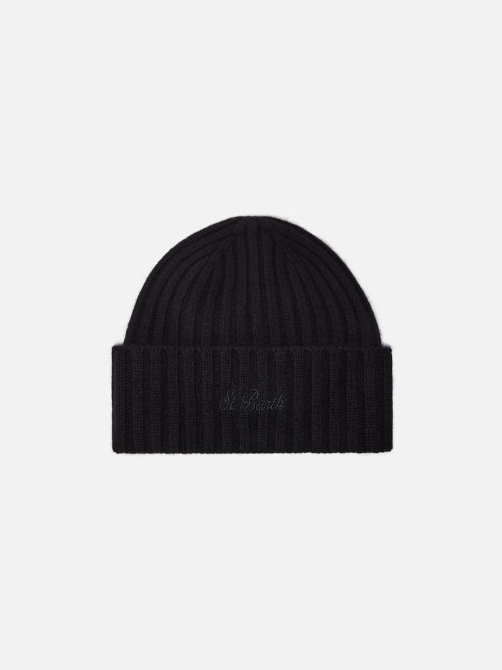 Wengen beanie in cashmere in black with St. Barth embroidery on the turn-up