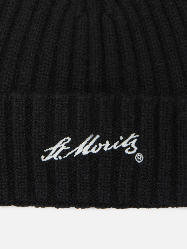 Wengen beanie in cashmere in black with St. Moritz embroidery