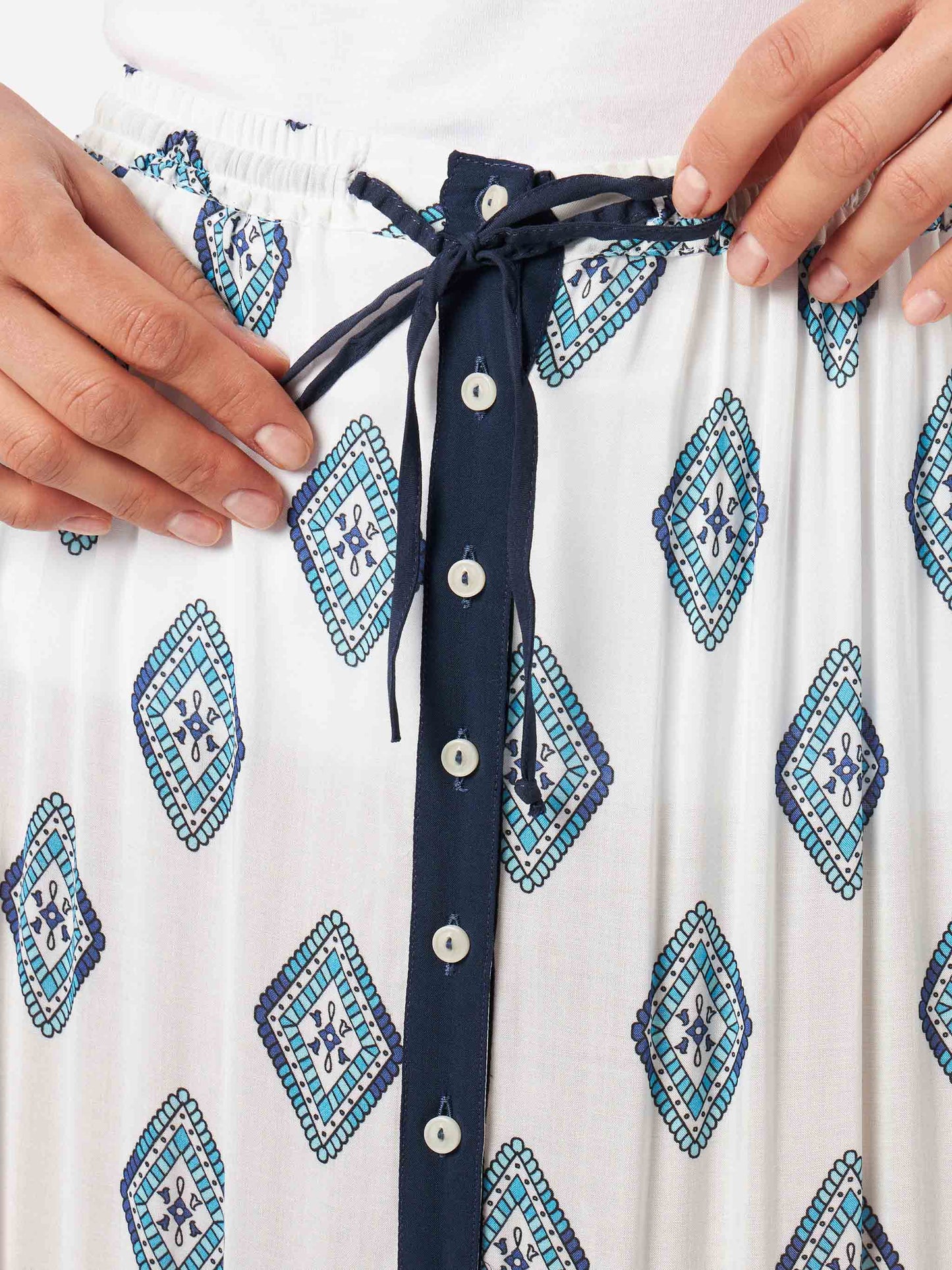 Light blue flower gipsy print long skirt - MC2 Saint Barth