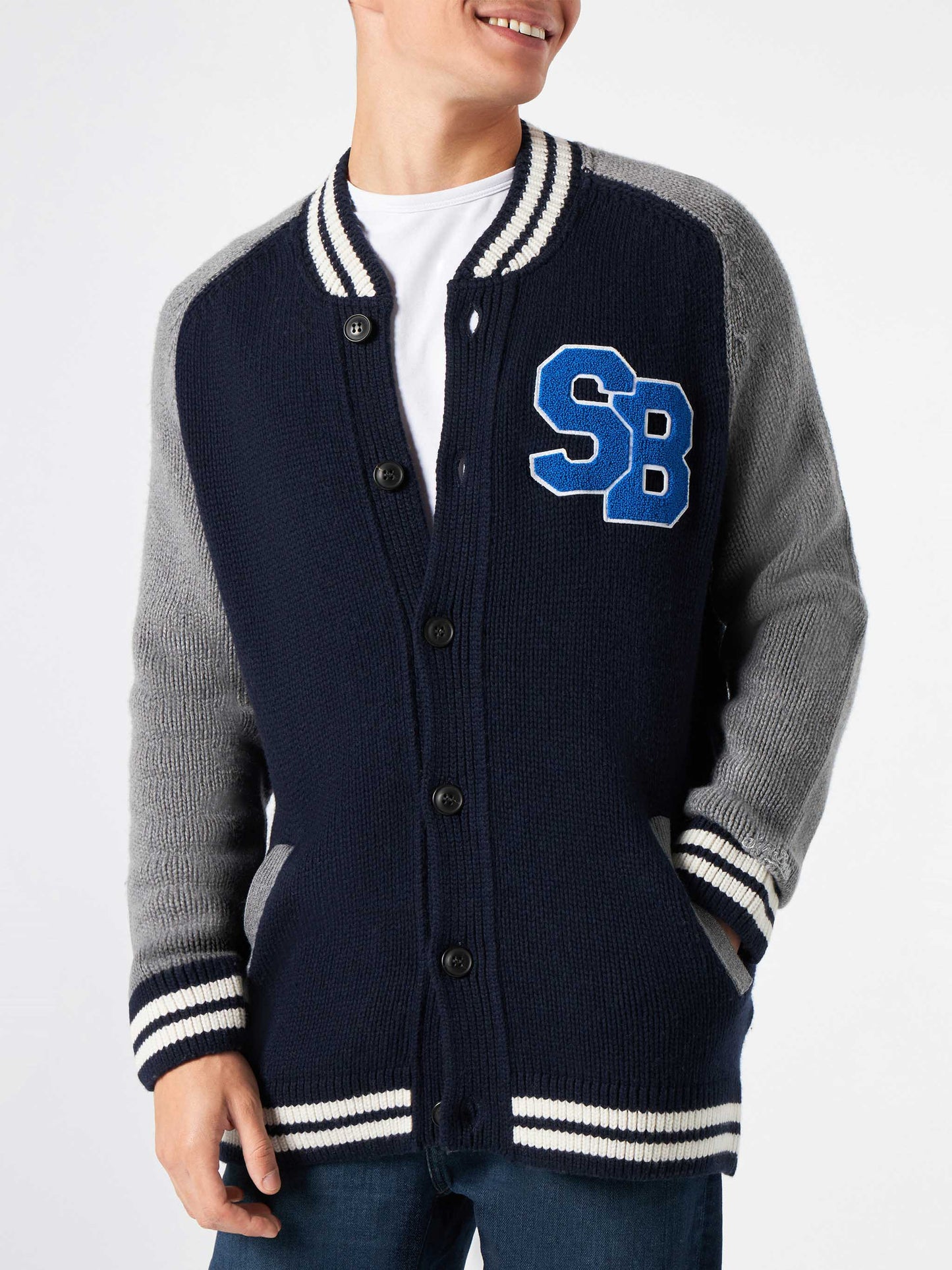 Bomber Benjamin in maglia blu navy stile college